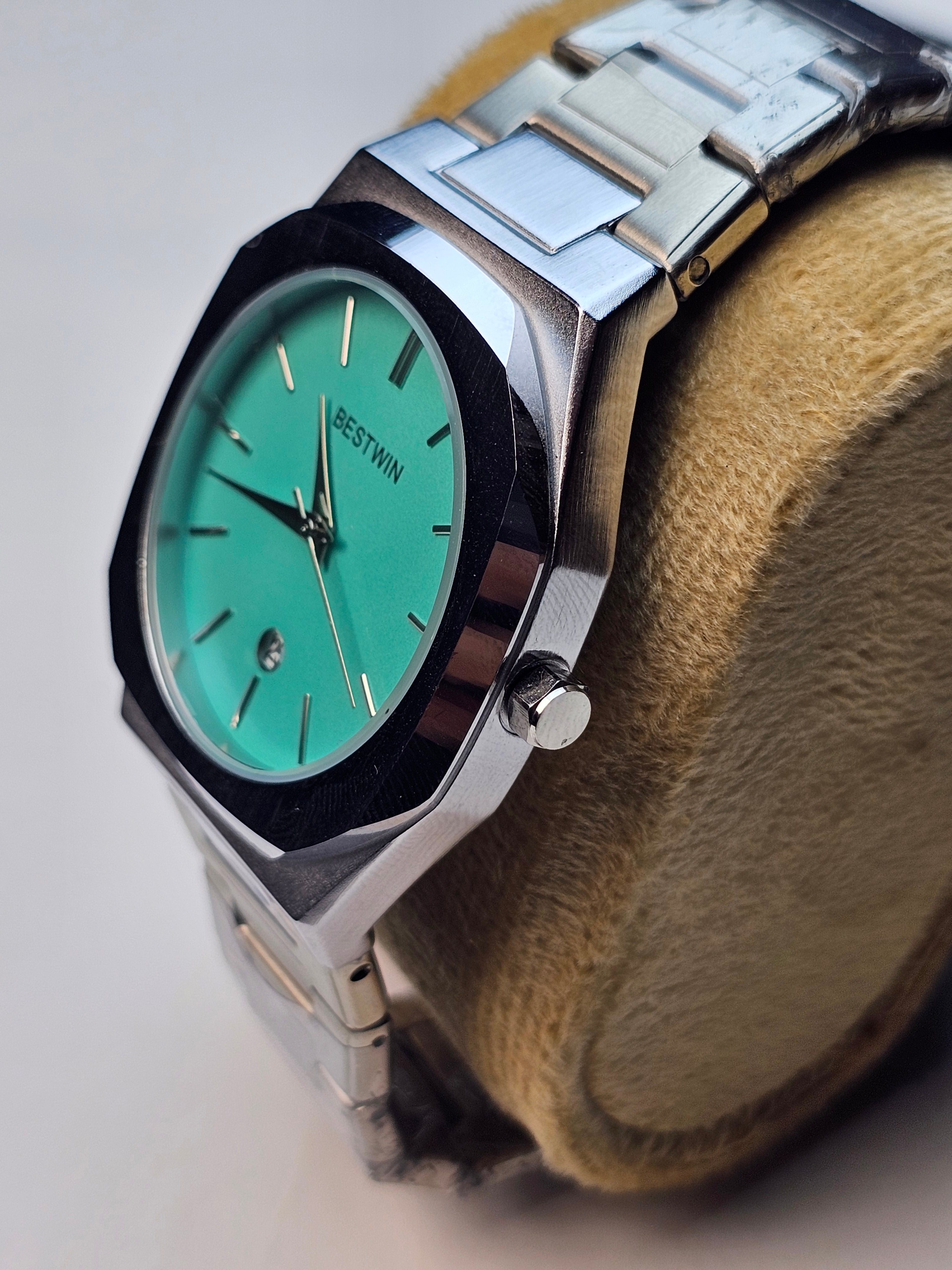 BESTWIN OCTA DATE STEEL WATCH