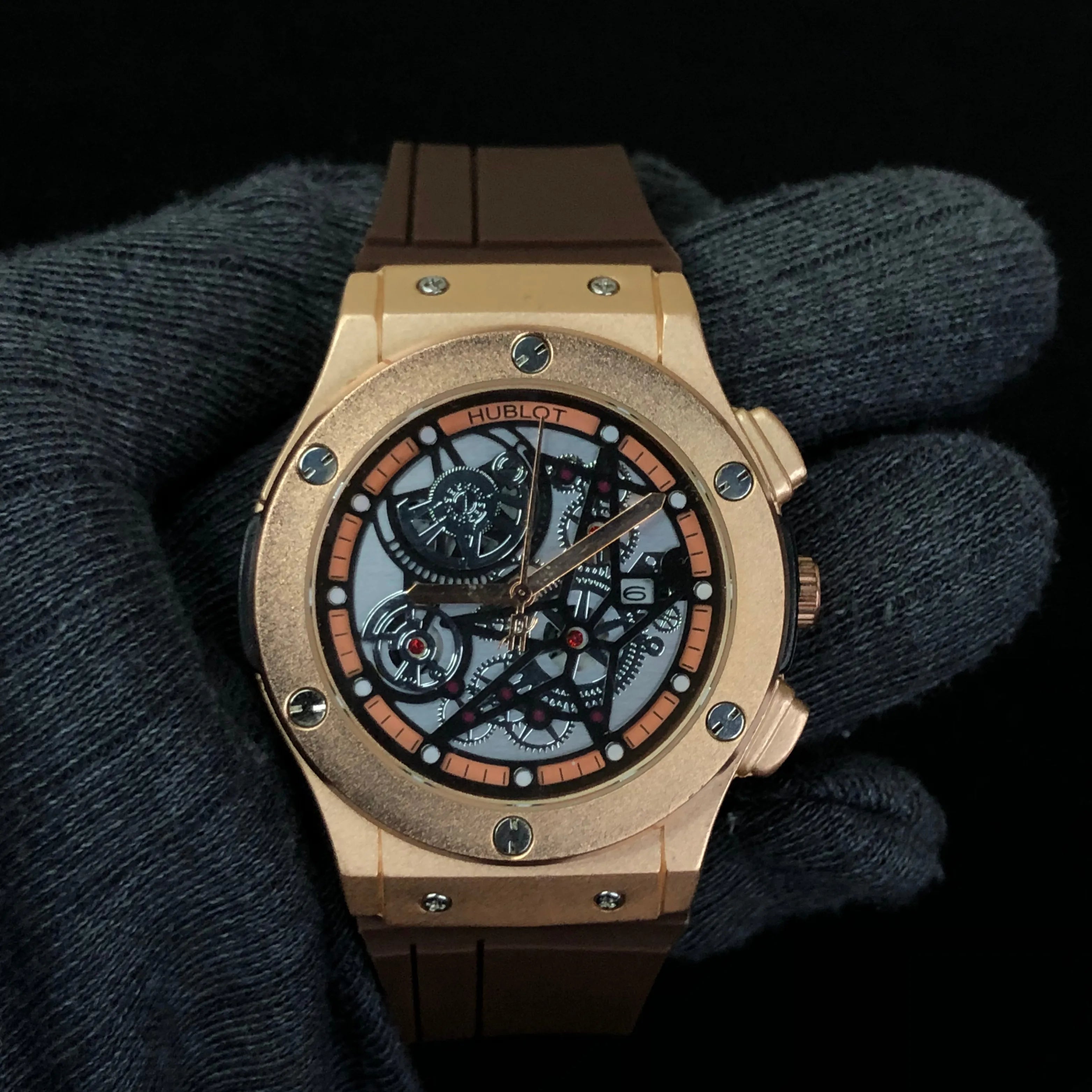Hublot Skeleton Dial-Men's Premium Watch